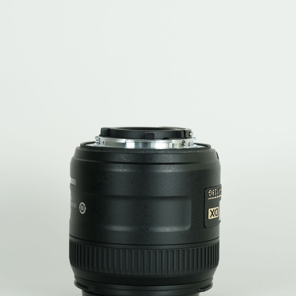 Nikon AF-S DX Micro NIKKOR 40mm f/2.8G