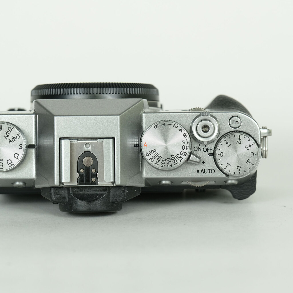 FUJIFILM X-T30