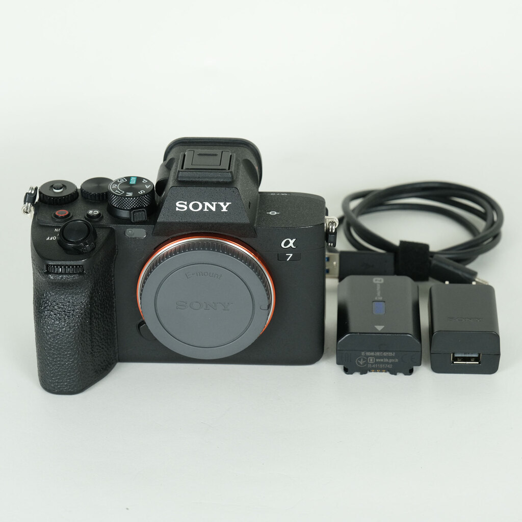 SONY ��7 IV�iILCE-7M4�j [�{�f�B]