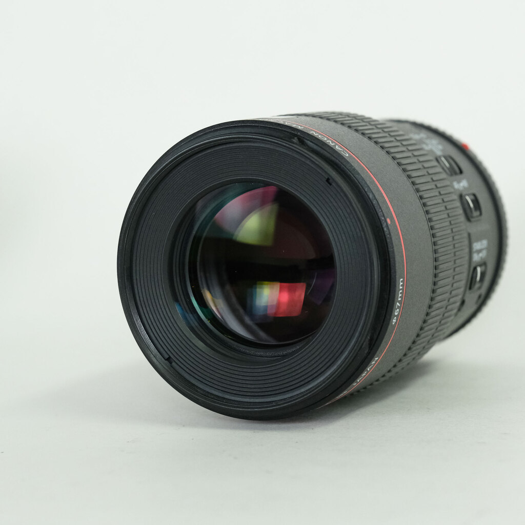 Canon EF100mm F2.8Lマクロ IS USM