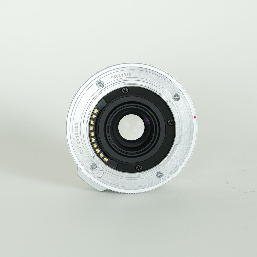 Voigtlander ULTRON 27mm F2 X-mount（フジフイルムX用） シルバー