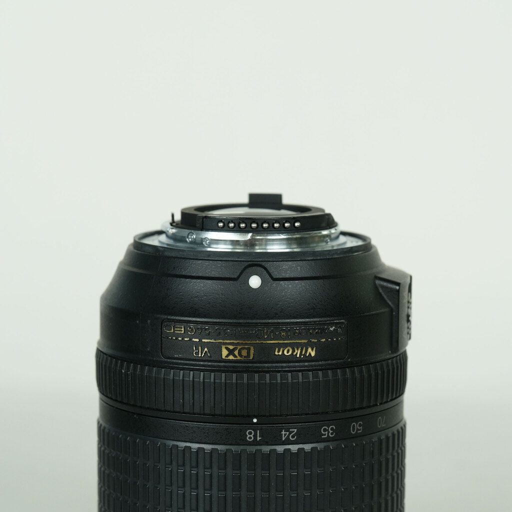 Nikon AF-S DX NIKKOR 18-140mm F3.5-5.6G ED VRの出品 | ONE SCENE