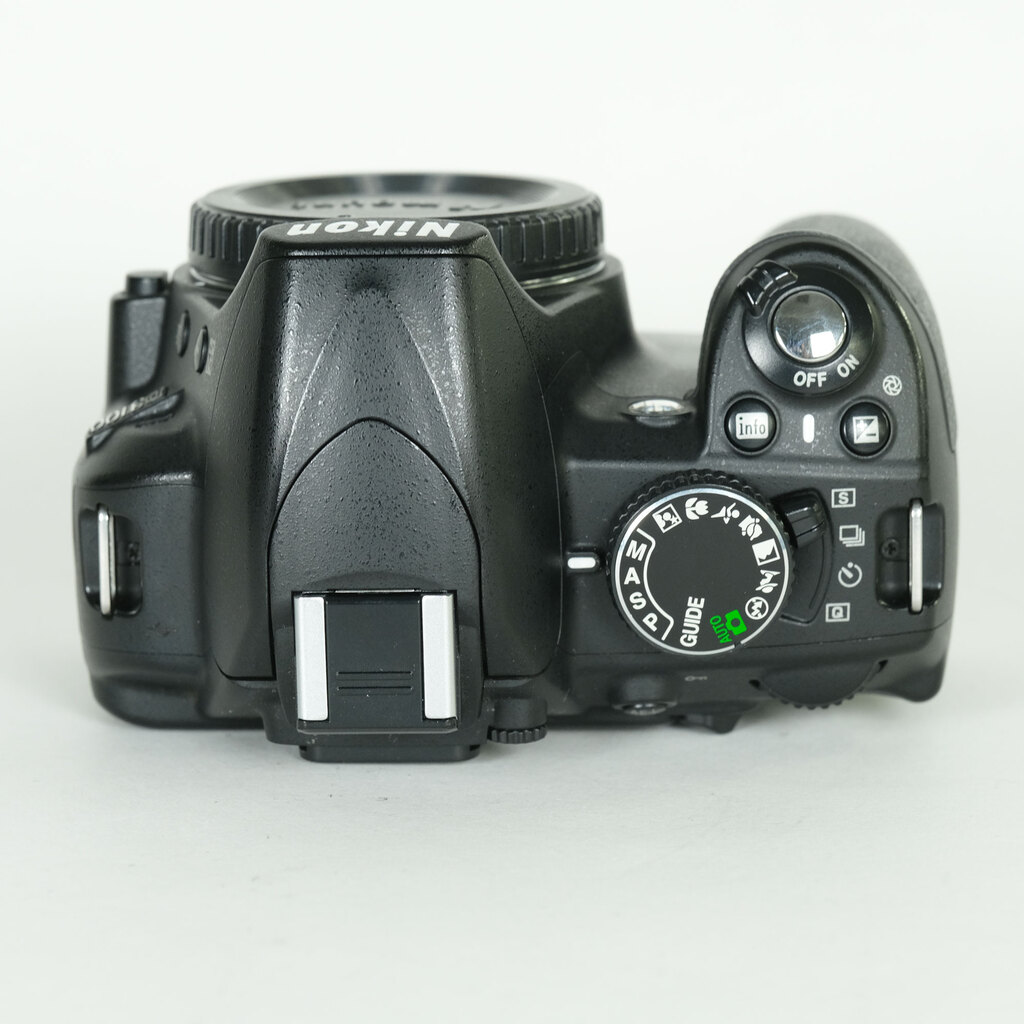 Nikon D3100 ボディ