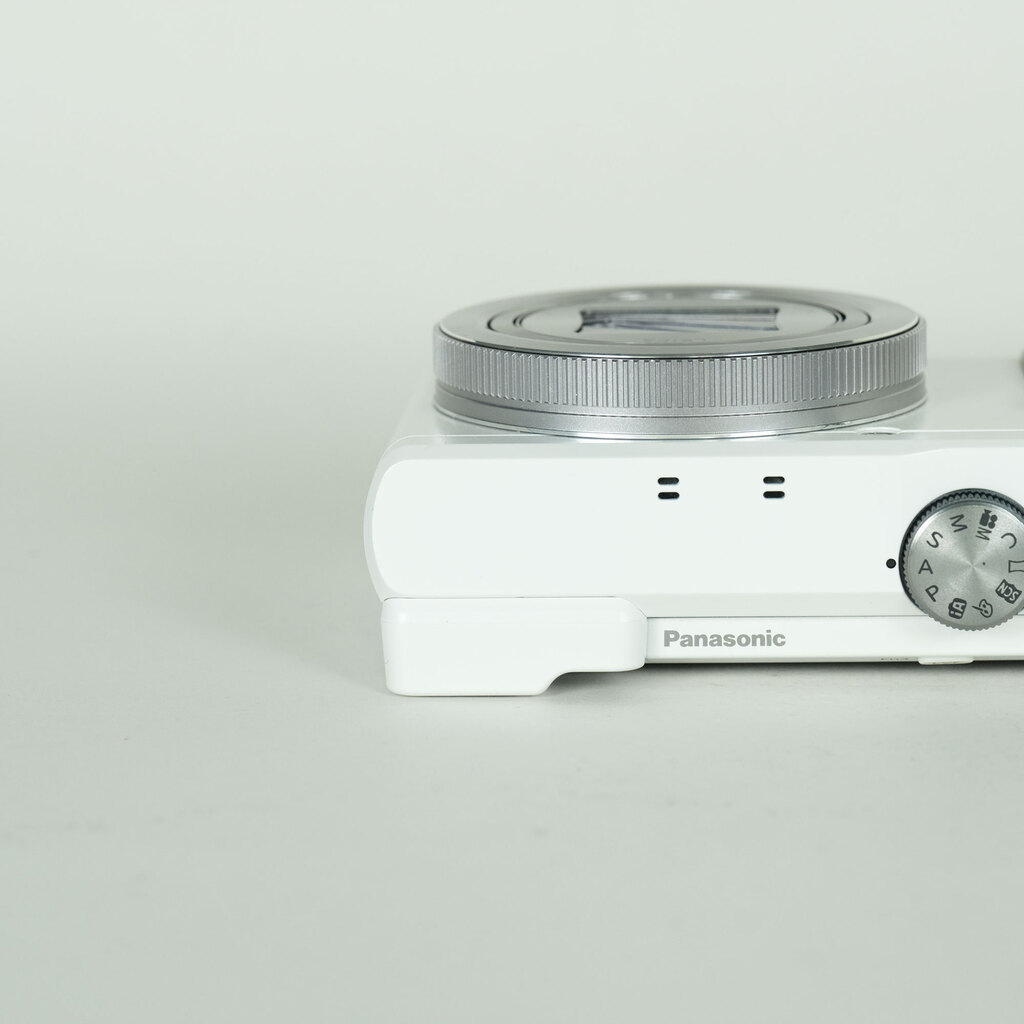 Panasonic LUMIX DMC-TZ85 ホワイトの出品 | ONE SCENE（ワンシーン）