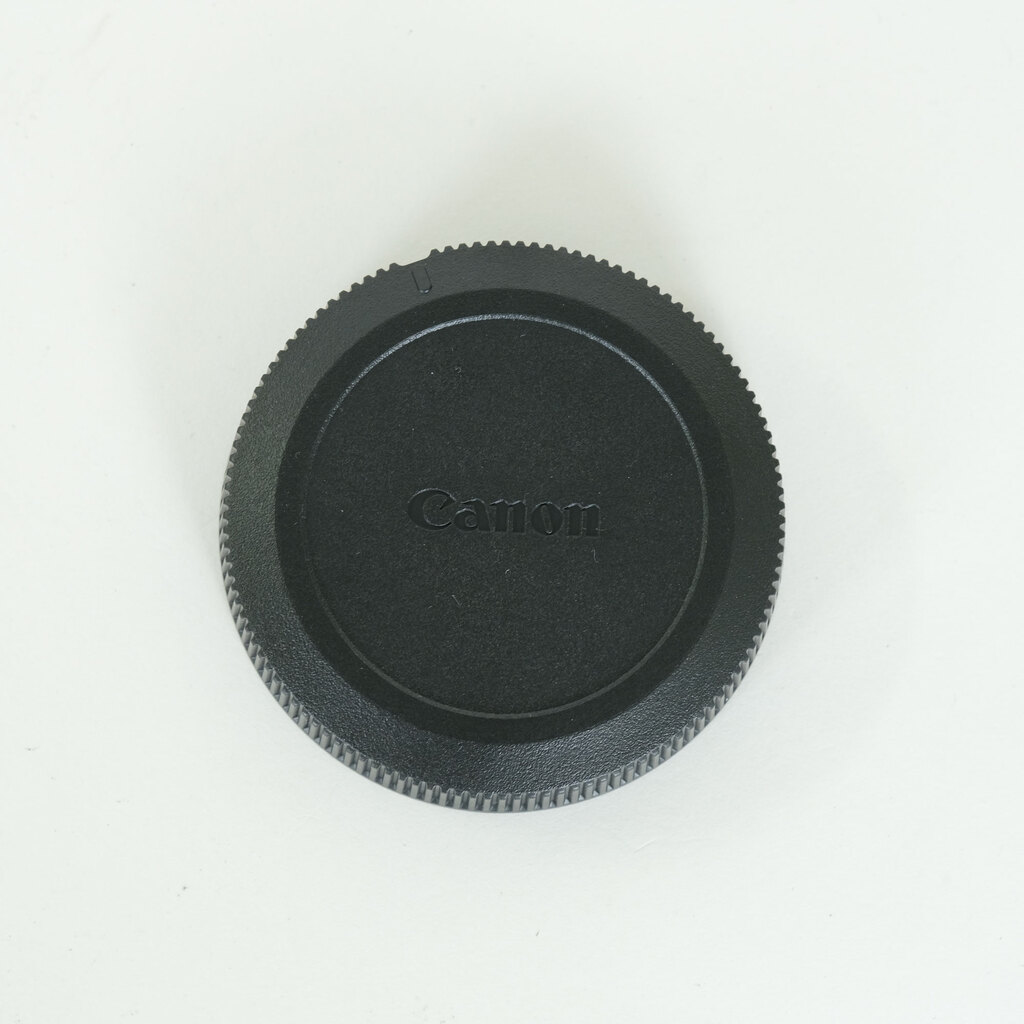 Canon RF50mm F1.8 STM Canon RF50mm F1.8 STM