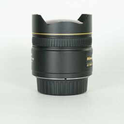 Nikon AF DX Fisheye-Nikkor 10.5mm F2.8G ED Nikon AF DX Fisheye-Nikkor 10.5mm F2.8G ED