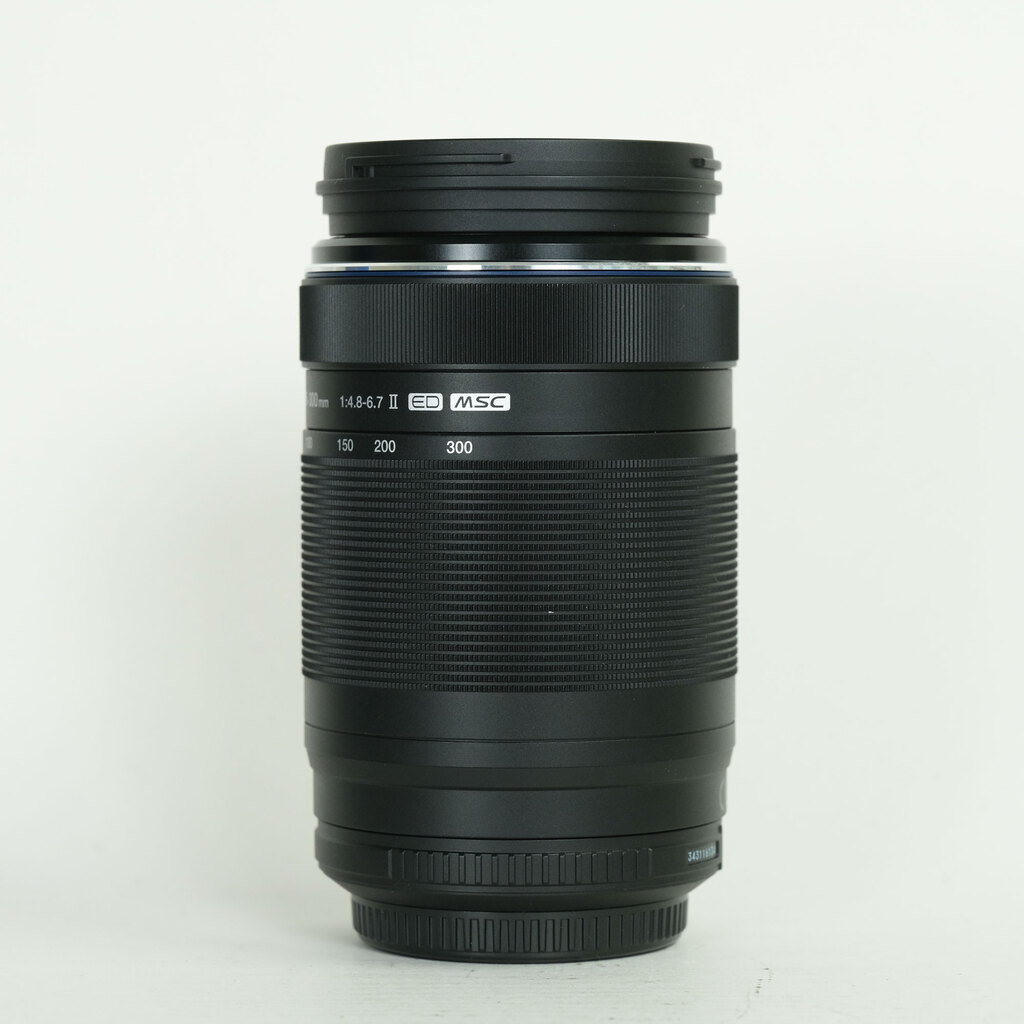 OLYMPUS M.ZUIKO DIGITAL ED 75-300mm F4.8-6.7 II