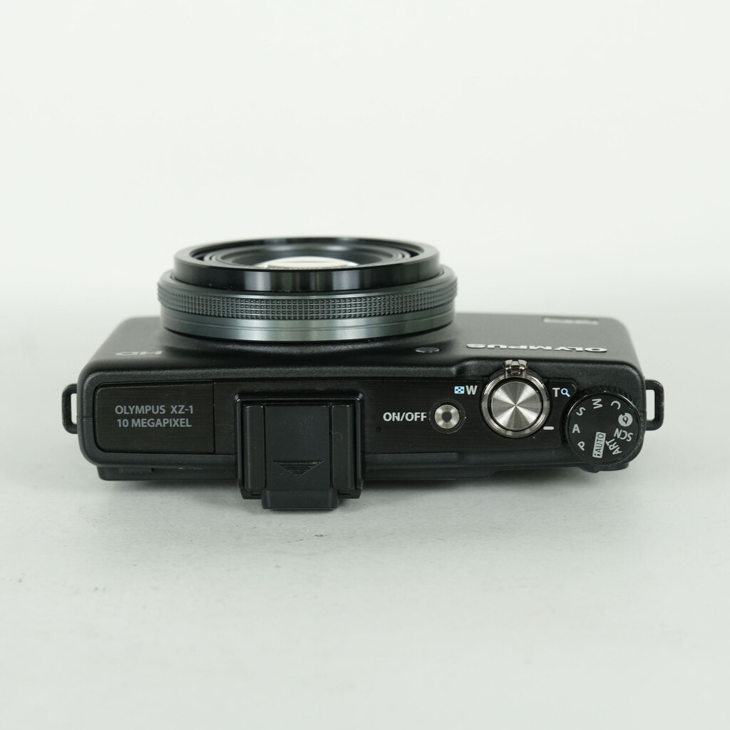 OLYMPUS XZ-1 ブラックの出品 | ONE SCENE（ワンシーン）