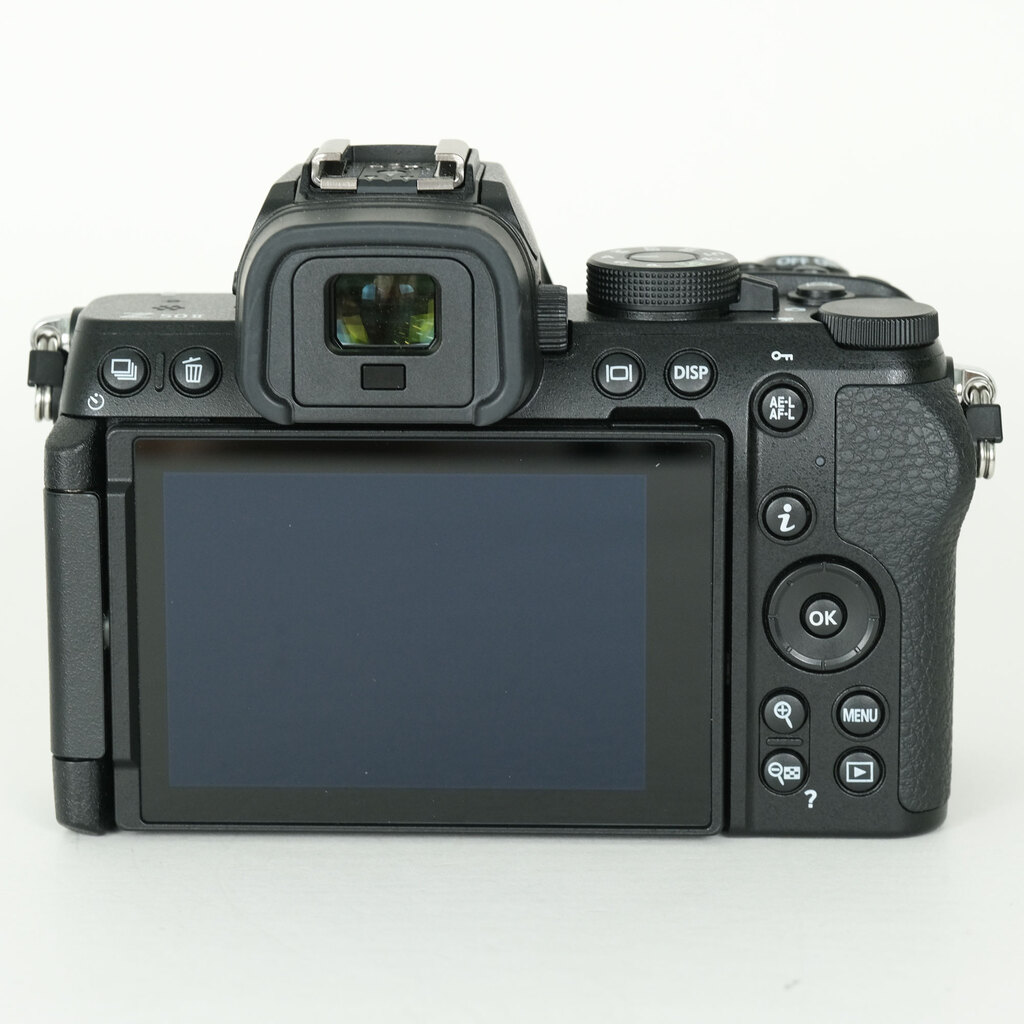 Nikon Z50II [�{�f�B]