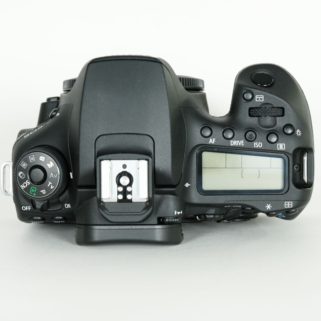 Canon EOS 90D
