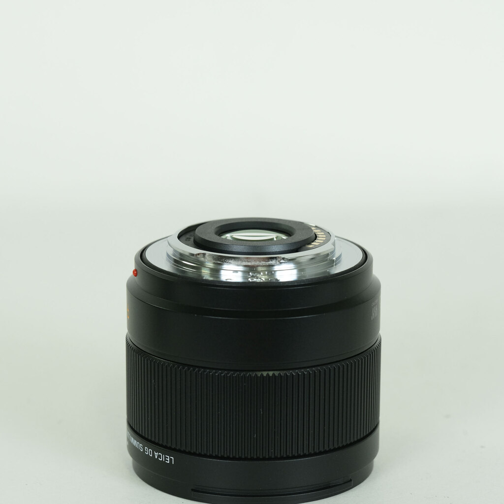 Panasonic LEICA DG SUMMILUX 9mm / F1.7 ASPH.