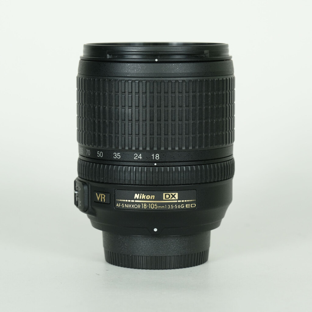 Nikon AF-S DX NIKKOR 18-105mm F3.5-5.6G ED VRの出品 | ONE SCENE