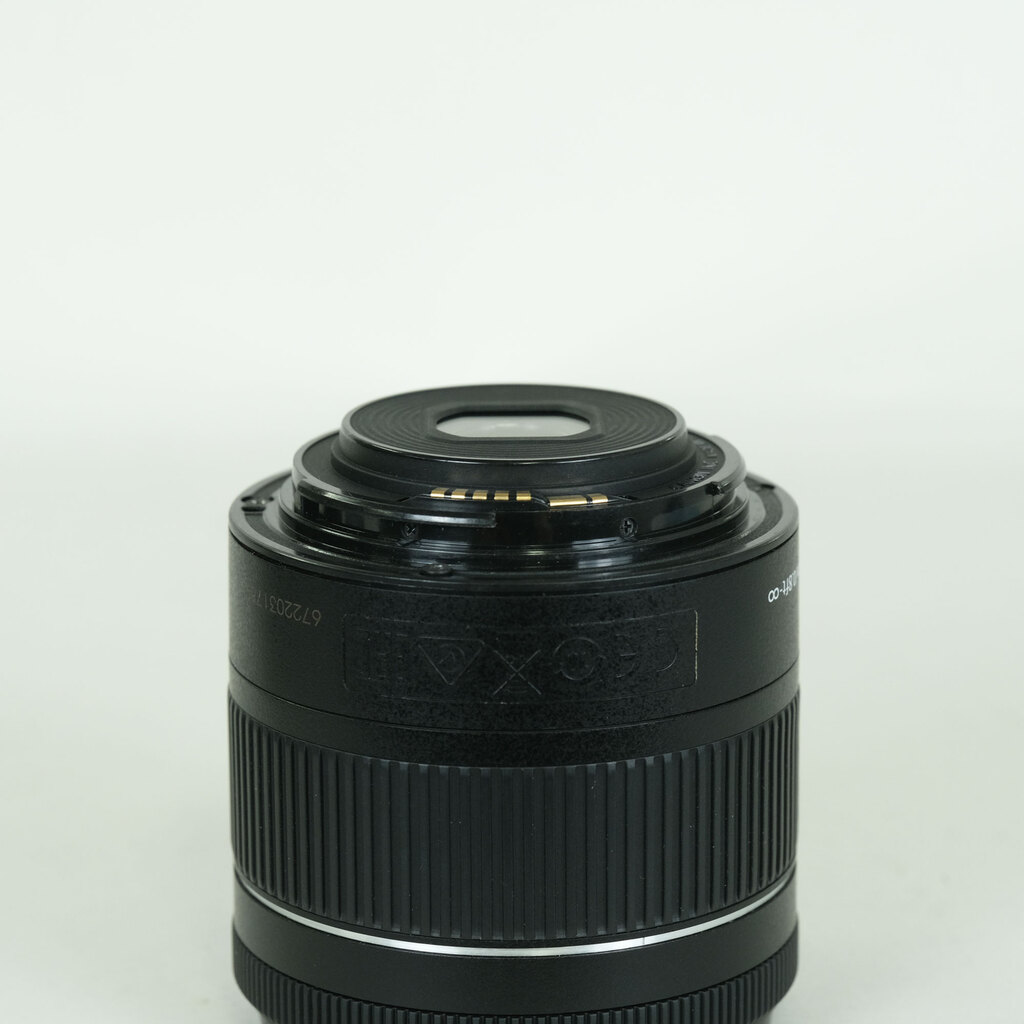 Canon EF-S18-55mm F4-5.6 IS STM