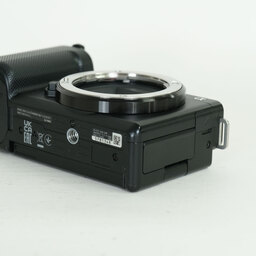 SONY VLOGCAM ZV-E10