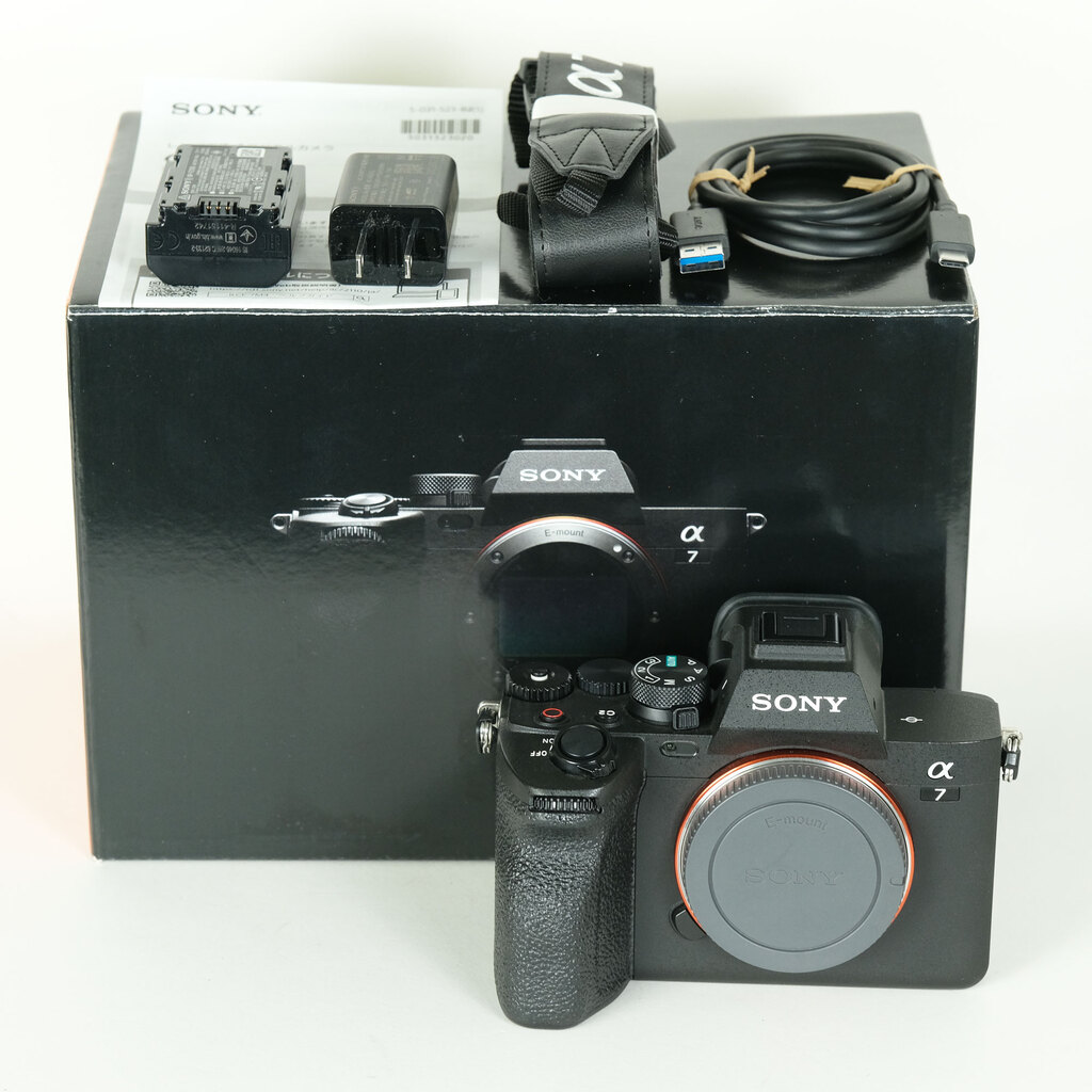 SONY α7 IV(ILCE-7M4) SONY α7 IV(ILCE-7M4)