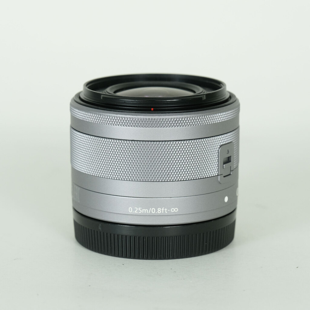 Canon EF-M15-45mm F3.5-6.3 IS STM [�V���o�[]