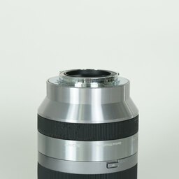 SONY E18-200mm F3.5-6.3 OSS SEL18200