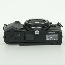 OLYMPUS OM-D E-M5 Mark II