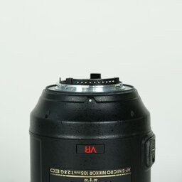 Nikon AF-S VR Micro-Nikkor 105mm f/2.8G IF-ED