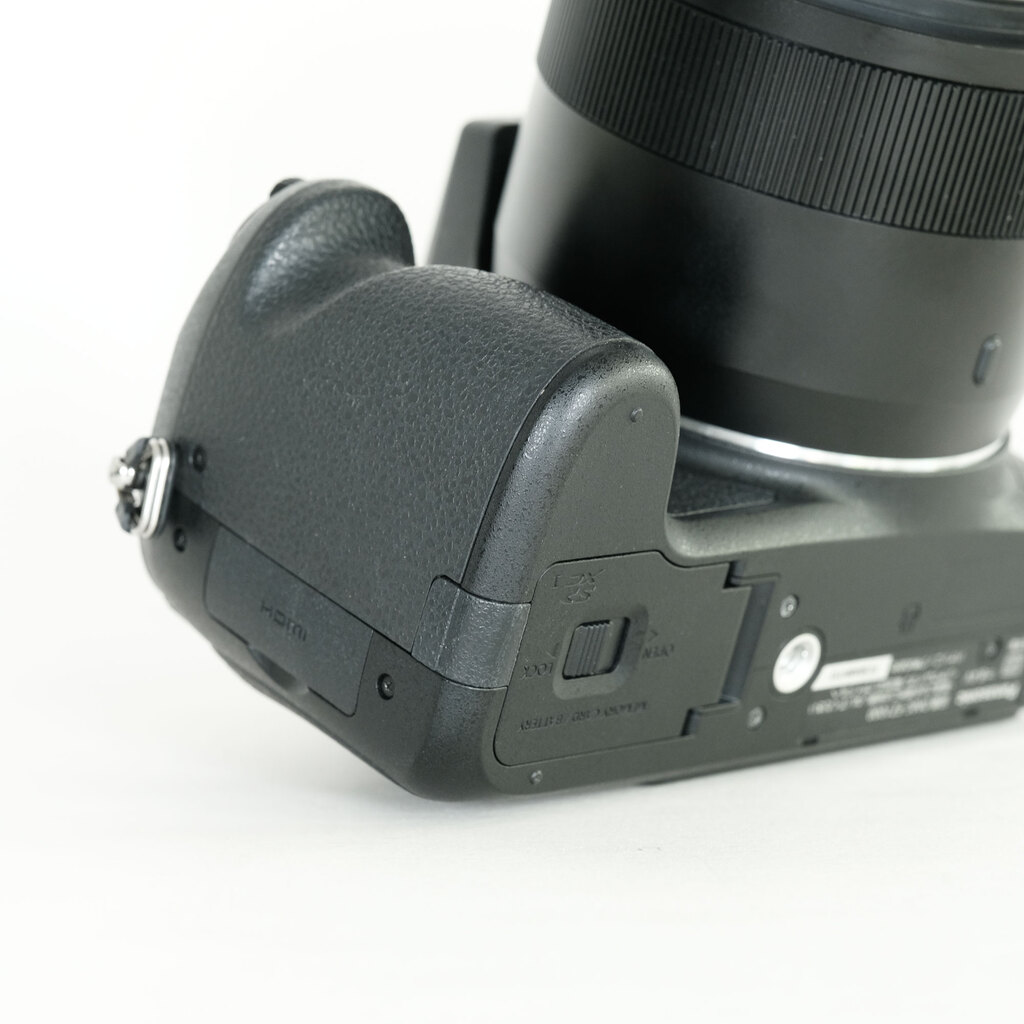 Panasonic LUMIX DMC-FZ1000