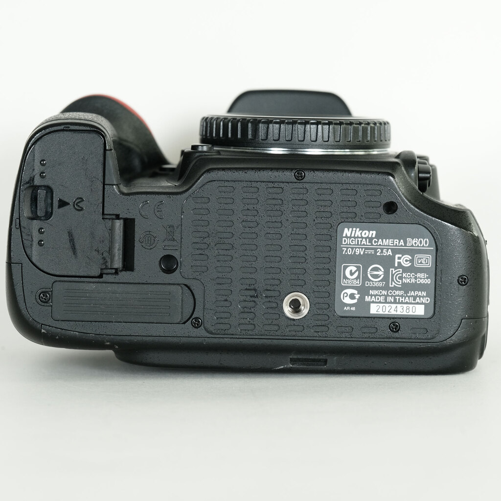 Nikon D600