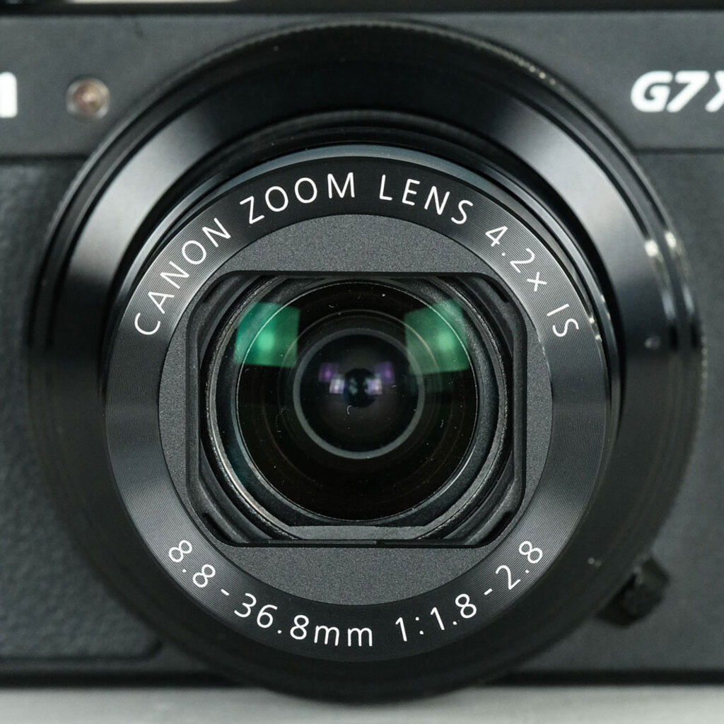 Canon PowerShot G7X Mark II Canon PowerShot G7X Mark II