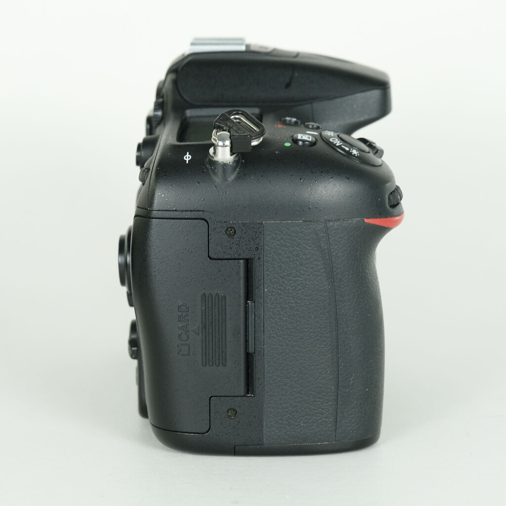 Nikon D7100