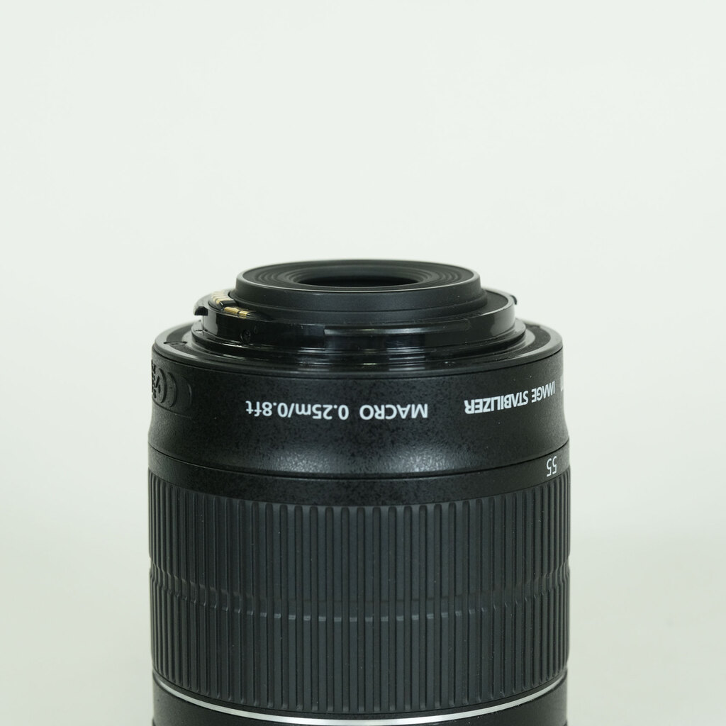 Canon EF-S18-55mm F3.5-5.6 IS STM