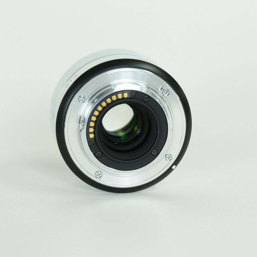 SIGMA A 30mm F2.8 DN (マイクロフォーサーズ用)シルバー SIGMA A 30mm F2.8 DN (マイクロフォーサーズ用)シルバー