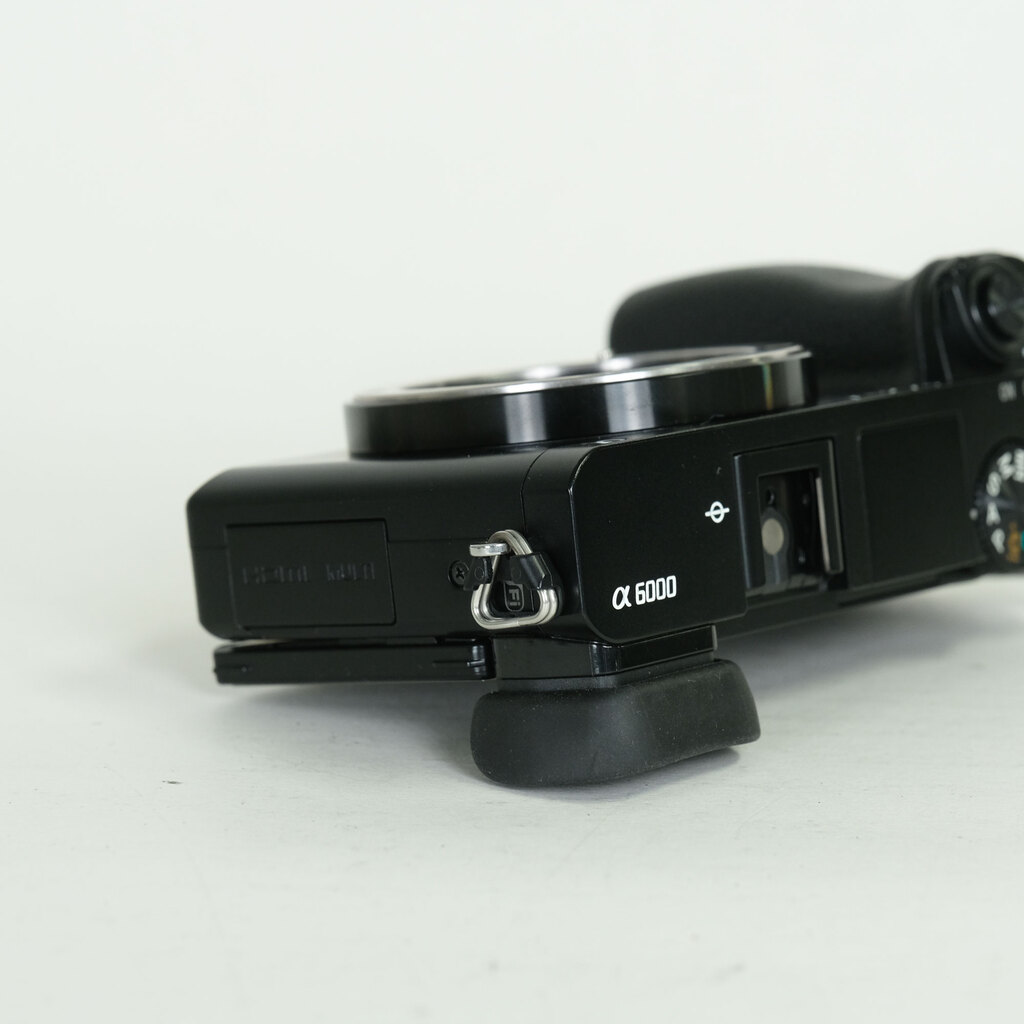 SONY α6000（ILCE-6000）