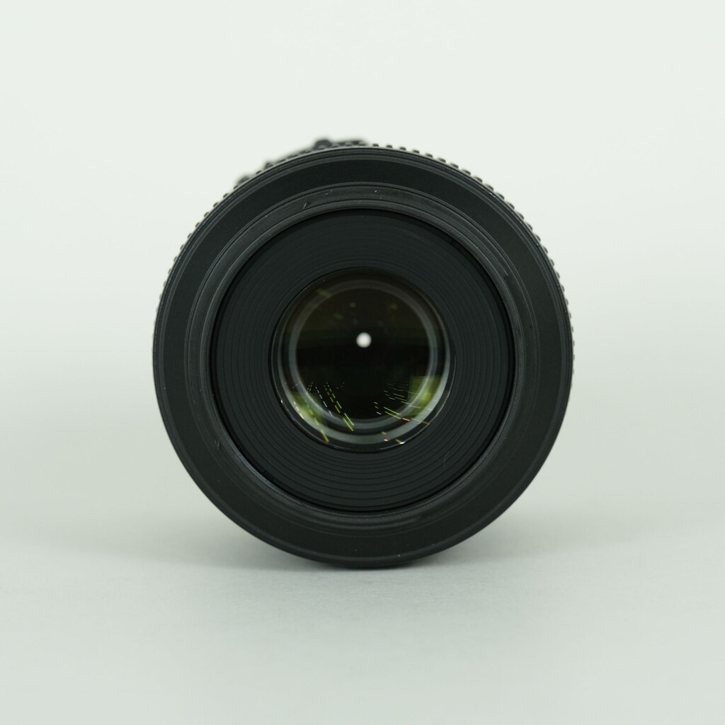 Nikon AF-S DX Micro NIKKOR 85mm F3.5G ED VR Nikon AF-S DX Micro NIKKOR 85mm F3.5G ED VR