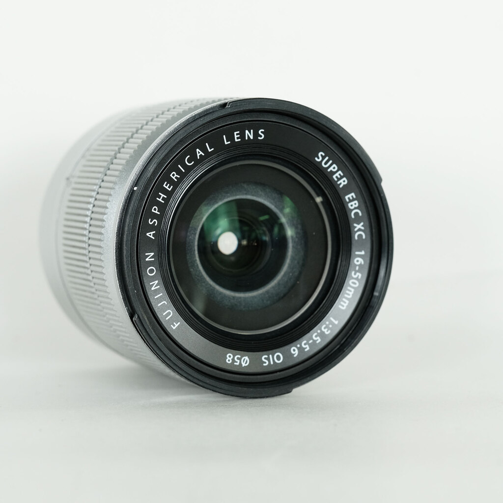 FUJIFILM フジノン XC16-50mm F3.5-5.6 OIS シルバー
