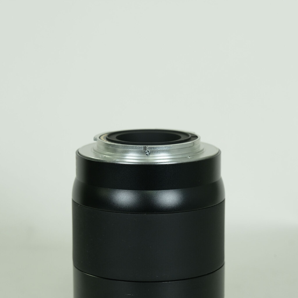 Carl Zeiss Touit 50mm F2.8 マクロ（ソニーE用）