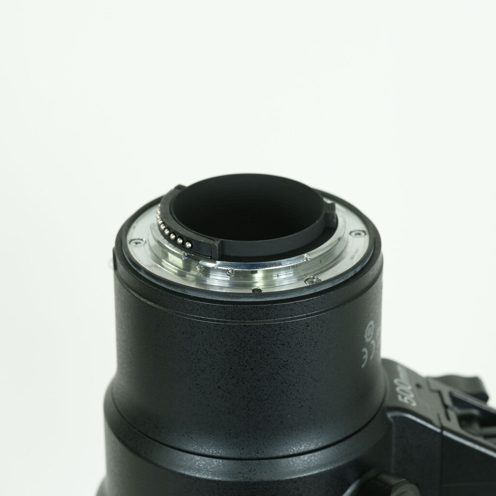 Nikon AF-S NIKKOR 500mm f/5.6E PF ED VR