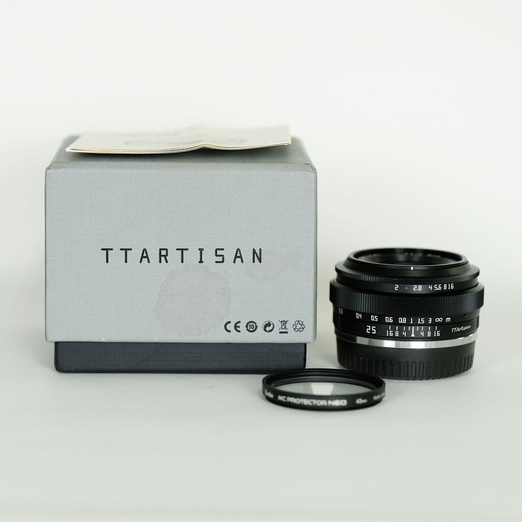 銘匠光学 TTArtisan 25mm F2 C (フジフイルムX用) ブラック 銘匠光学 TTArtisan 25mm F2 C (フジフイルムX用) ブラック