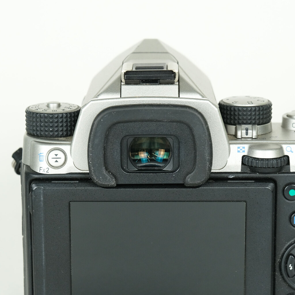 PENTAX KP ボディ シルバー PENTAX KP ボディ シルバー