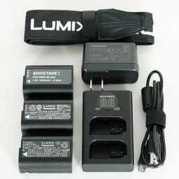 Panasonic LUMIX S5II DC-S5M2 Panasonic LUMIX S5II DC-S5M2