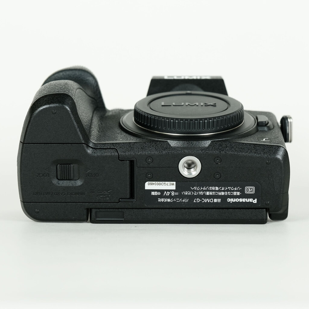 Panasonic LUMIX DMC-G7 ボディ