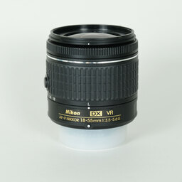 Nikon AF-P DX NIKKOR 18-55mm F3.5-5.6G VR Nikon AF-P DX NIKKOR 18-55mm F3.5-5.6G VR