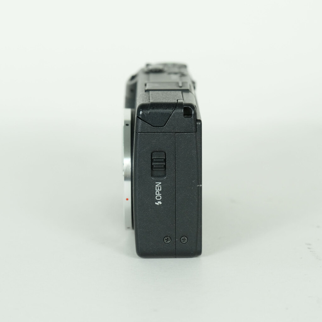RICOH GR DIGITAL II