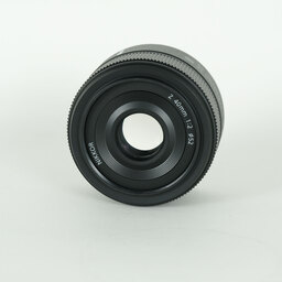 Nikon NIKKOR Z 40mm f/2 Nikon NIKKOR Z 40mm f/2