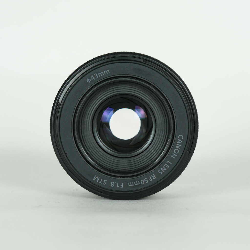 Canon RF50mm F1.8 STM Canon RF50mm F1.8 STM