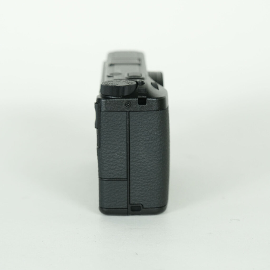 RICOH GR IV