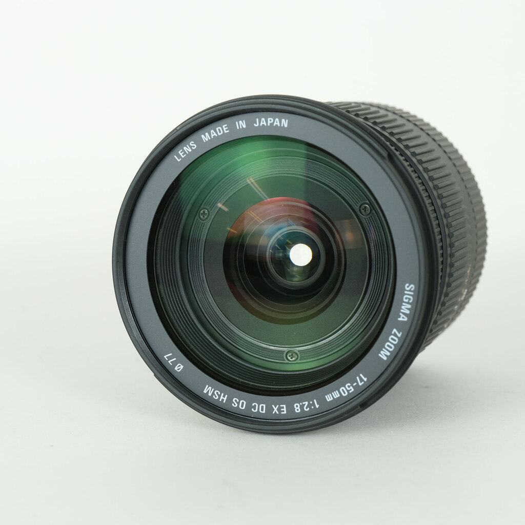 SIGMA 17-50mm F2.8 EX DC OS HSM (キヤノンEF用) SIGMA 17-50mm F2.8 EX DC OS HSM (キヤノンEF用)
