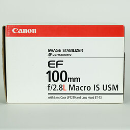 Canon EF100mm F2.8Lマクロ IS USM