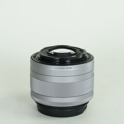 Canon EF-M15-45mm F3.5-6.3 IS STM