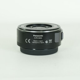 Panasonic LUMIX G X VARIO PZ 14-42mm / F3.5-5.6 ASPH. / POWER O.I.S. Panasonic LUMIX G X VARIO PZ 14-42mm / F3.5-5.6 ASPH. / POWER O.I.S.