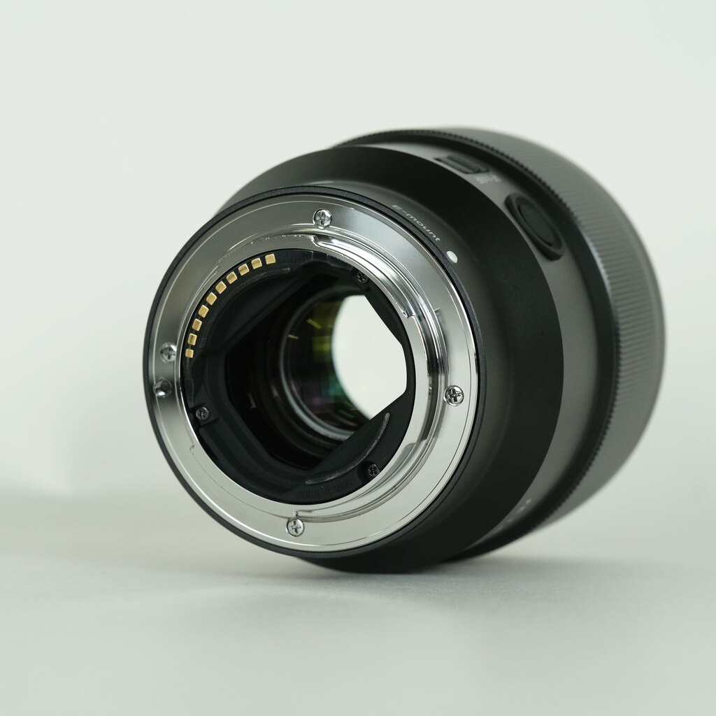 SONY FE 85mm F1.8 SEL85F18