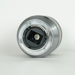 SONY E18-200mm F3.5-6.3 OSS SEL18200