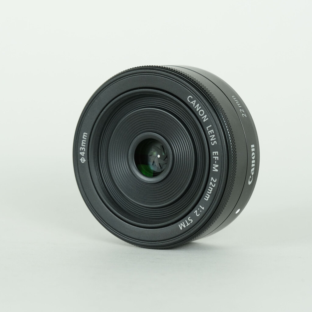 Canon EF-M22mm F2 STM